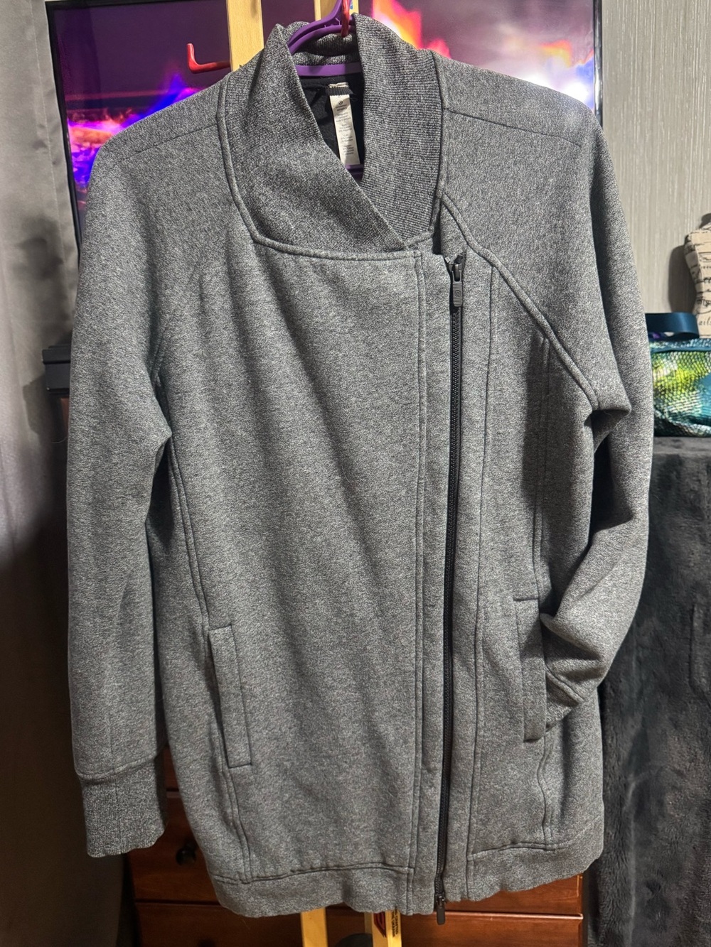 24.Lululemon Back To It Wrap! 2017! Beauty! Heathered Speckled Black!